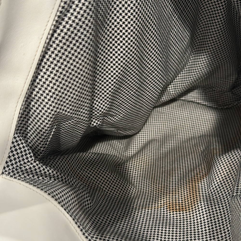 Authentic Givenchy bag - Picture 11 of 16